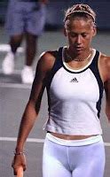 anna kournikova camel toe